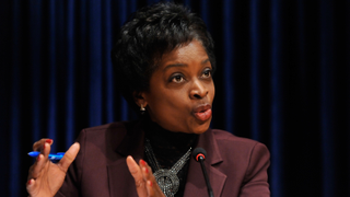 FCC Commissioner Says the Agency Is a Shill for ISPs as She Slams the Door on Her Way Out<em></em>